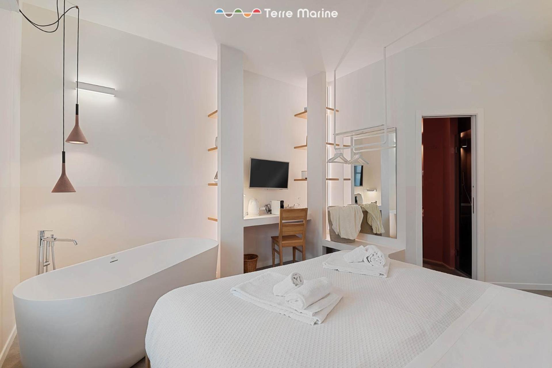 Affittacamere Isabella, Terre Marine レヴァント エクステリア 写真